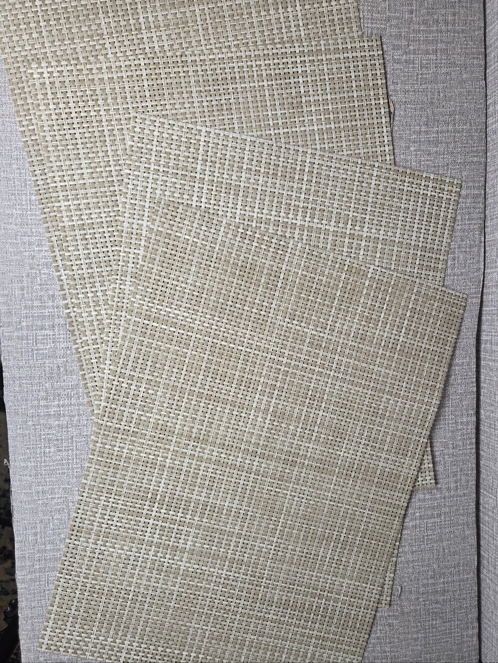 Chilewich Set of 4 Basketweave Placemats Parchment -  Tan White 18" x 13"